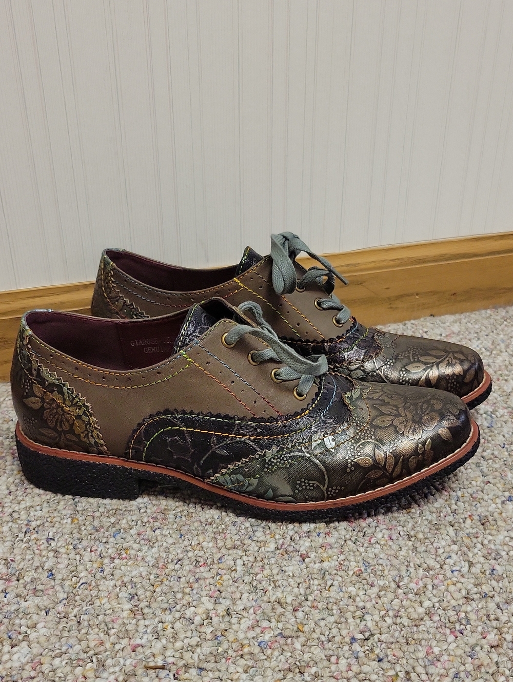 L'Artiste Floral Embossed Lace-Up Ciarose Oxfords Metallic Brown Sz 42 (10.5-11)